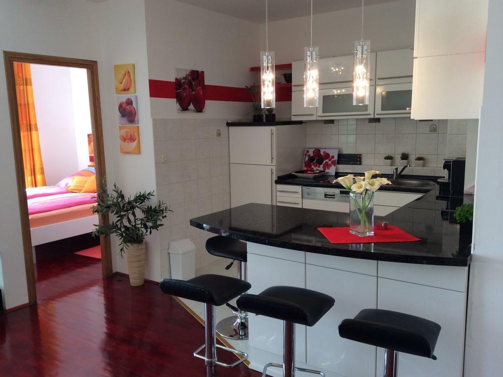 Apartment Marijeta Makarska Oda fotoğraf